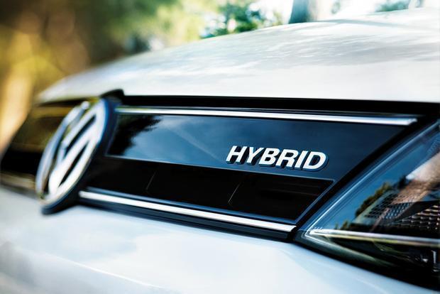 Best Hybrid Cars in Pakistan - Price, Specifications and Features