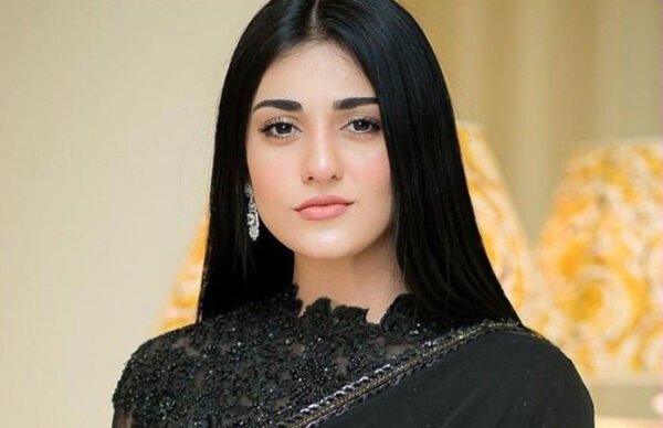 sarah-khan_actress