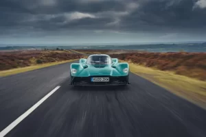 Aston martin valkyrie