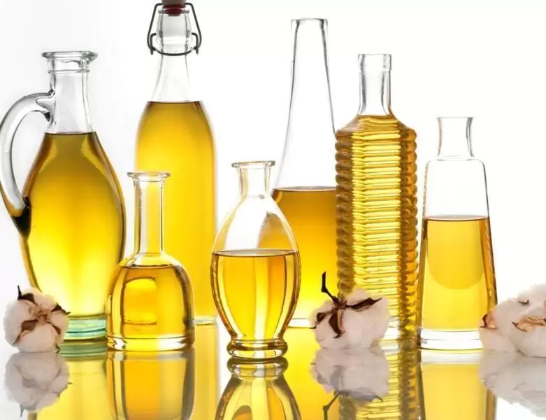 3 Anti-Aging Oils to Get Younger Looking Skin