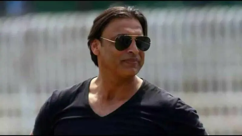 Shoaib Akhtar Meets